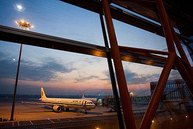 95%好评生存恐怖《阴暗森林》Steam特惠促销 仅售15元